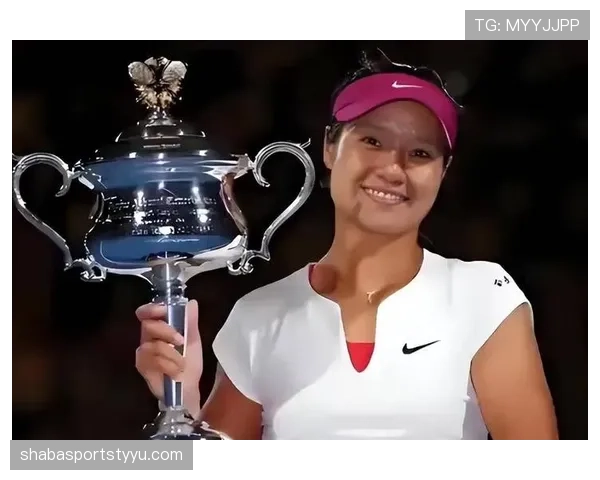 李娜赛场上女神，生活里竟然这么接地气，邻居都被她惊到了？