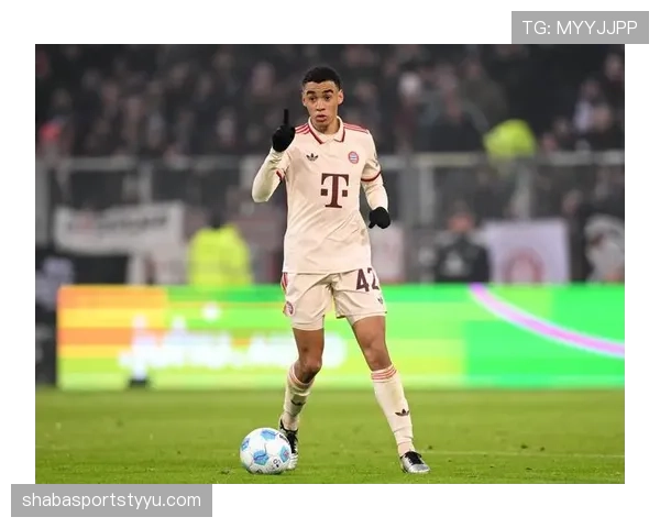 穆西亚拉：欧冠淘汰赛稳定输出的关键球员解析