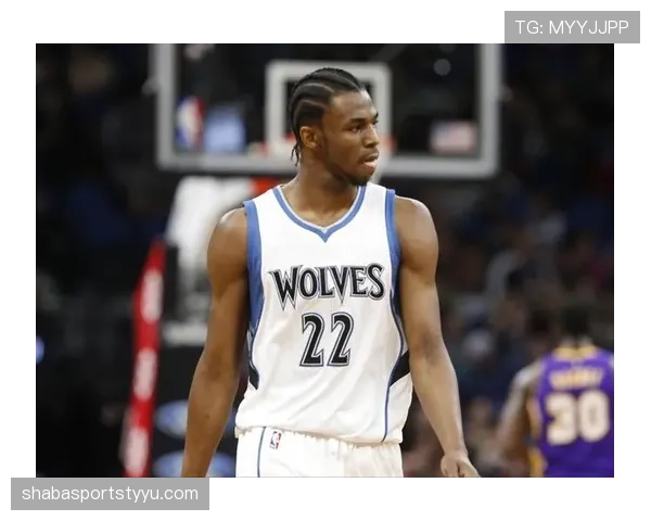 洛瑞后场挡拆创造机会提升球队进攻效率明显